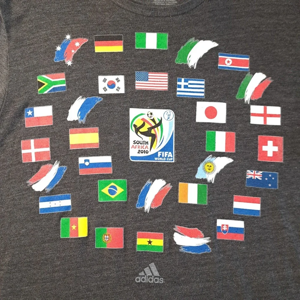 Adidas Men's South Africa 2010 FIFA World Cup T-Shirt Gray Football Flags Size M